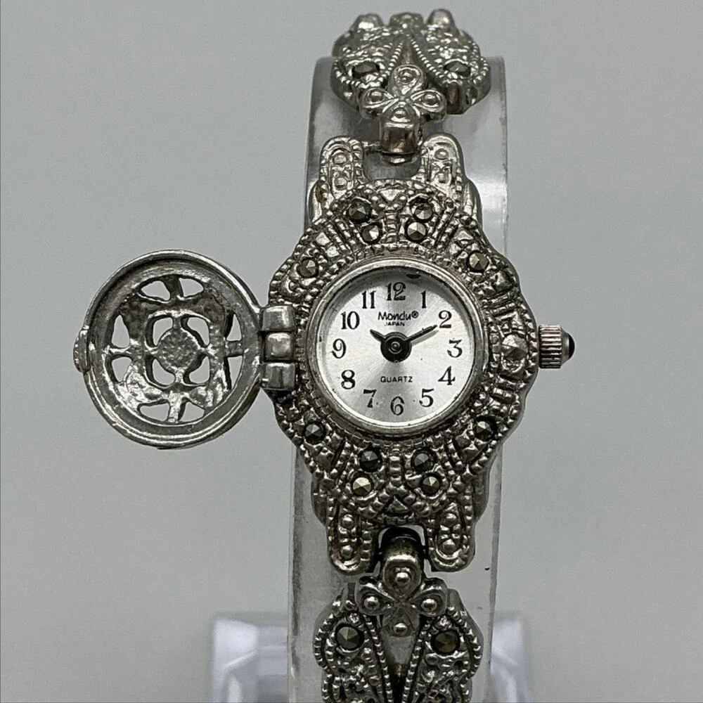 Monique G Marcasite Hidden Dial Womens Watch 19mm Silver Tone New Battery 8